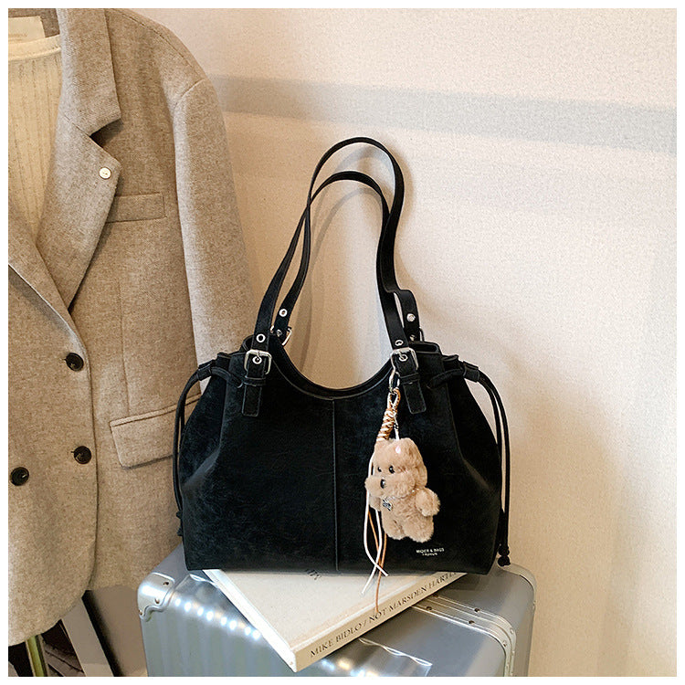 The Final Draft Carryall: A High-Capacity Vessel for Your Next Great Act