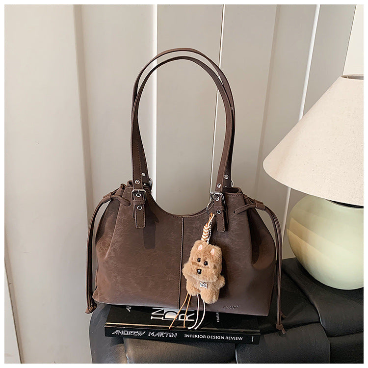 The Final Draft Carryall: A High-Capacity Vessel for Your Next Great Act